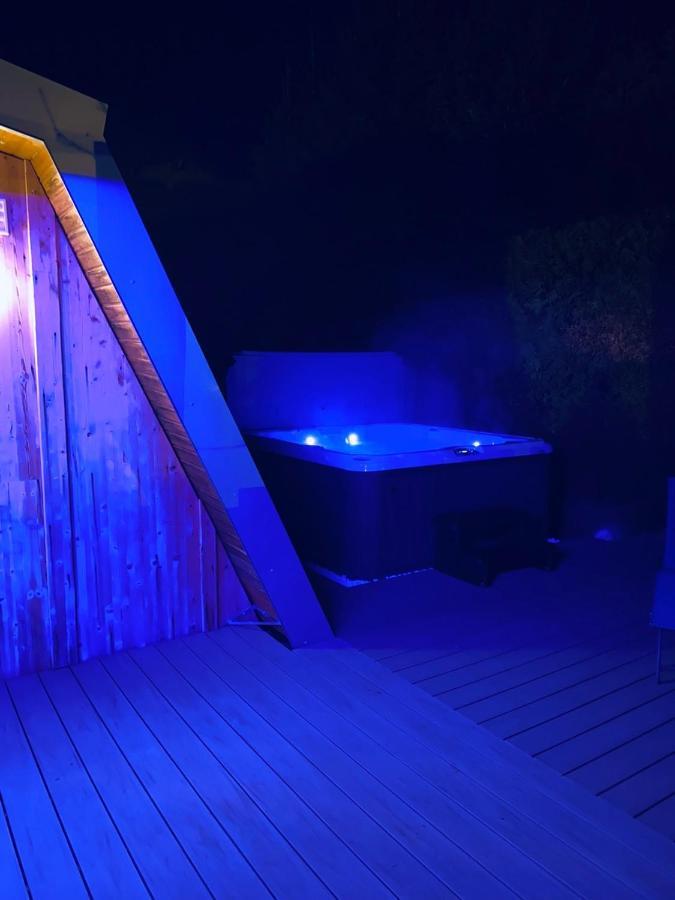 Au-Doux-Altic Chalet Romantique Avec Jacuzzi Et Sauna Metabief Exterior photo
