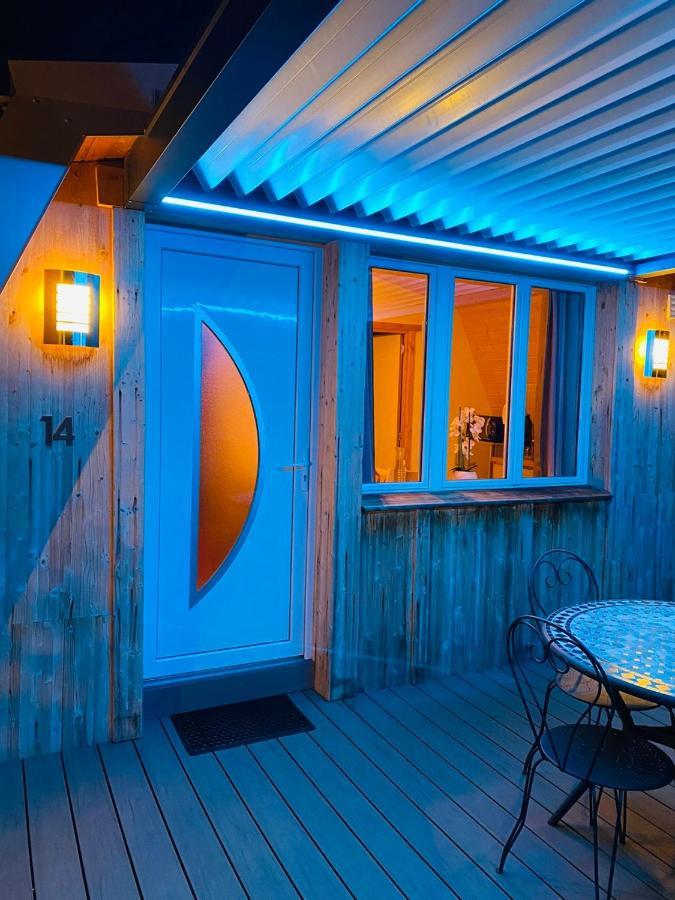 Au-Doux-Altic Chalet Romantique Avec Jacuzzi Et Sauna Metabief Exterior photo
